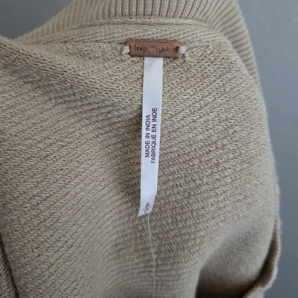 Free People Grams Attic Sweatshirt size S NWT - Picture 11 of 11